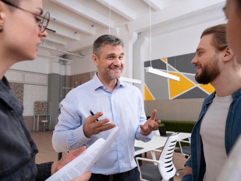 Business consulting and digital collaboration